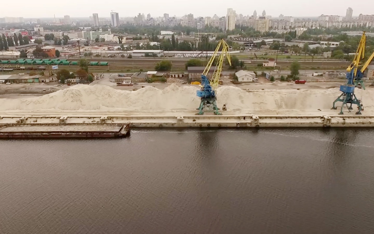 Київський річковий порт, ПрАТ — вакансия в Крановщик (электромеханик) плавкрана: фото 8