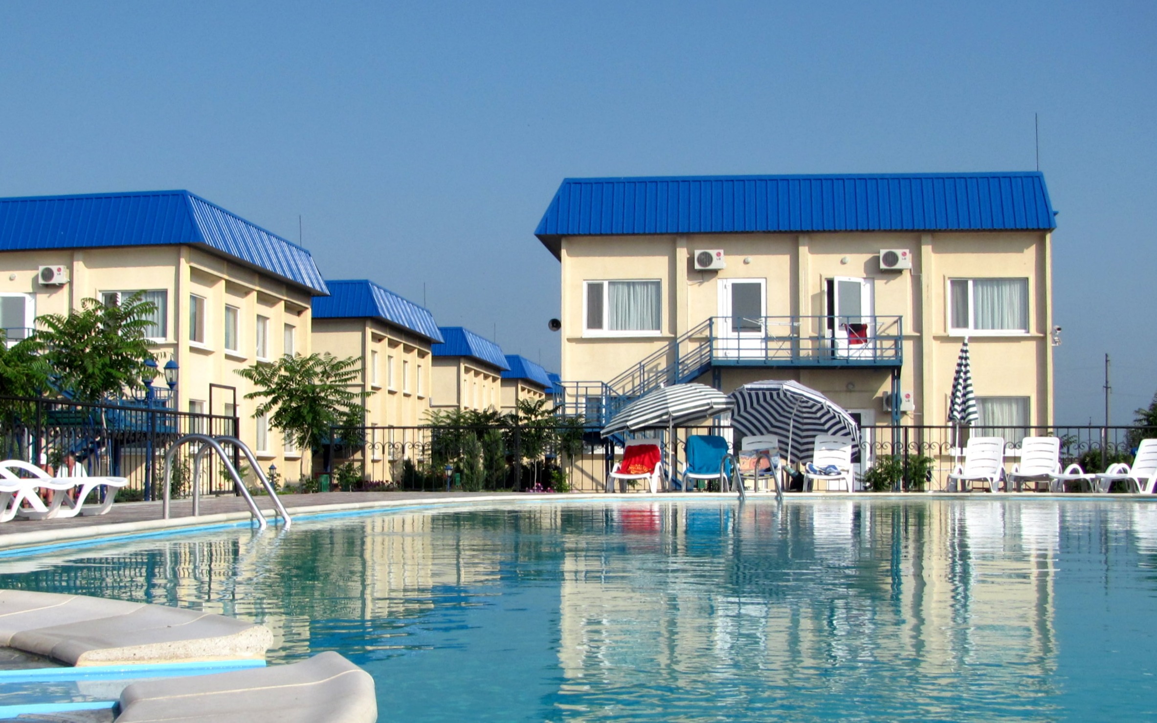 Пересыпь, семейный курорт-отель — вакансия в Бармен (пгт Кирилловка)
