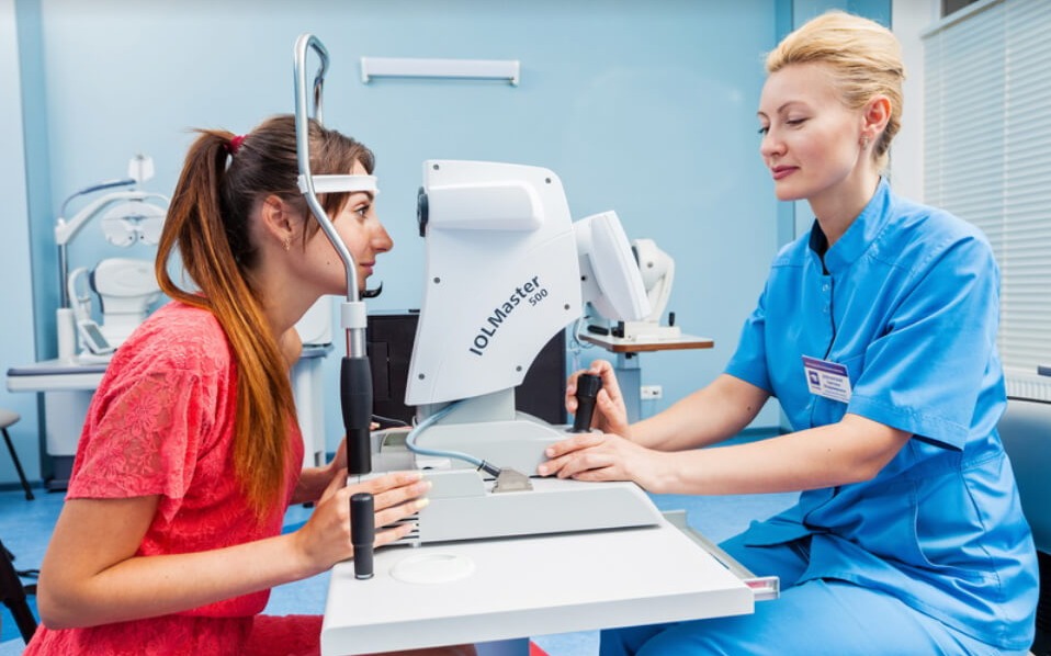 Новий Зір та Ексімер, Мережа офтальмологічних центрів — вакансія в Прибиральниця (молодша медична сестра): фото 15