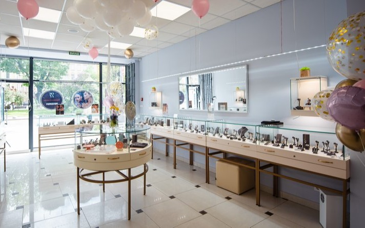 SOVA jewelry house — вакансия в Продавець-консультант ювелірних виробів (центр): фото 13