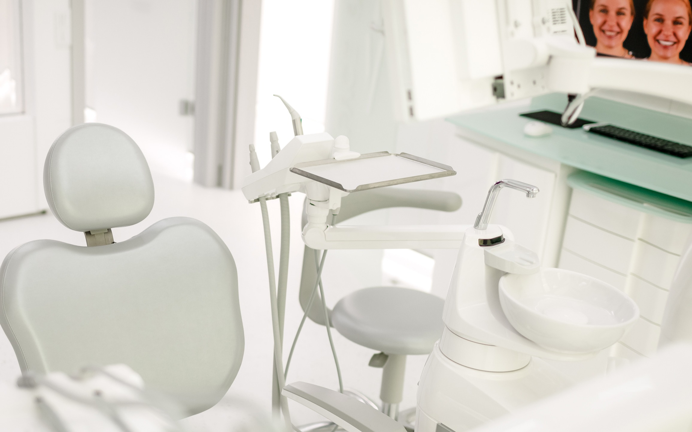 МистоДент — вакансия в Ассистент стоматолога, медсестра: фото 4
